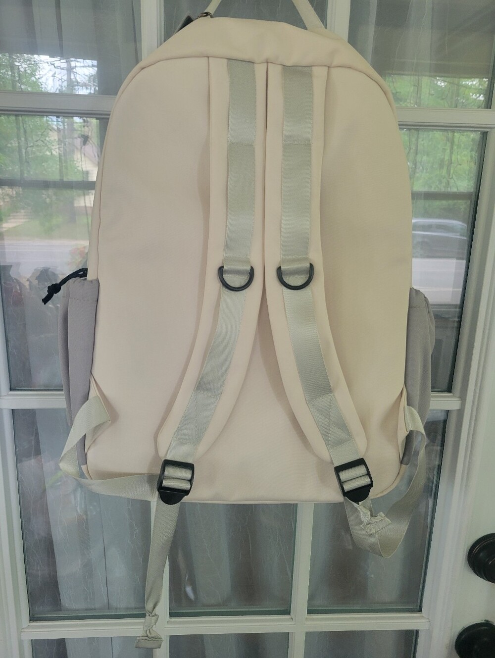 Robin Ruth Cream & Light Gray New York Map Backpack - Picture 7 of 8
